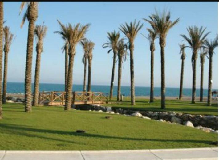 Apartamento En La Playa Τορρεμολίνος Εξωτερικό φωτογραφία